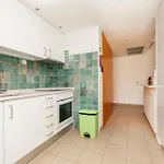 B06 - Top-floor Marina 2 Bed * ラゴス