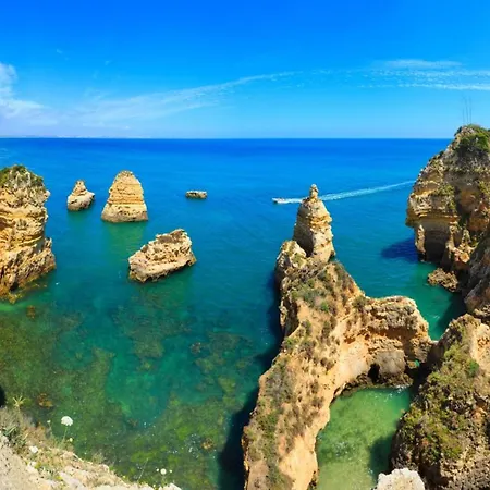 Top-floor Marina 2 Bed Lagos