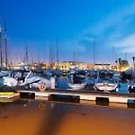 B06 - Top-floor Marina 2 Bed * לאגוּ‏ש