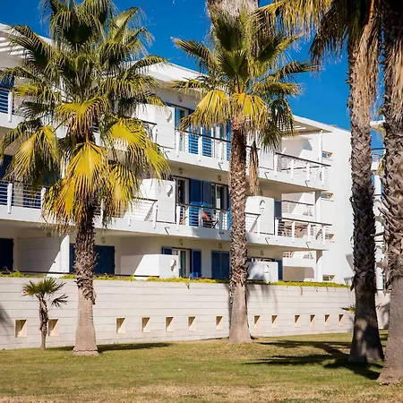 Apartment B06 - Top-floor Marina 2 Bed