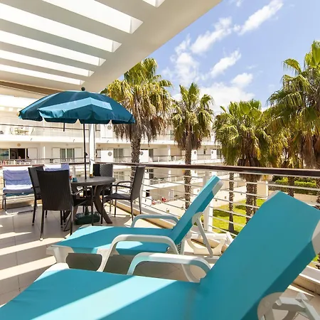 B06 - Top-floor Marina 2 Bed Lagos