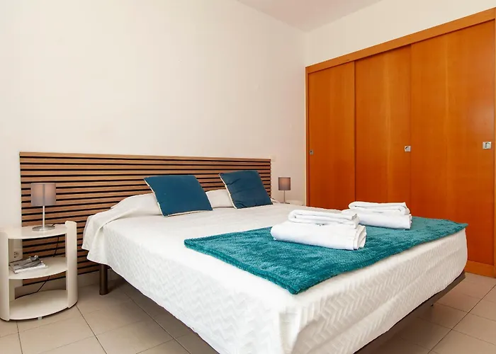 Apartamento B06 - Top-floor Marina 2 Bed *