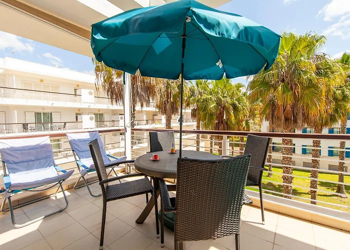 Apartamento B06 - Top-floor Marina 2 Bed Lagos